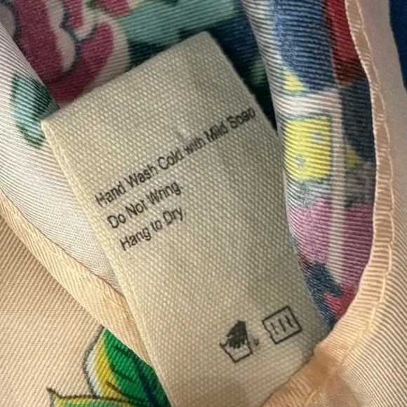 Johnny Was Nani silk scarf Cream Floral with Multicolor Border Tassels - Picture 5 of 6